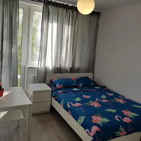 Mirrorroom Pl Airport Alloggio in famiglia *